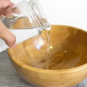 از بین بردن بوی بد ظروف چوبی